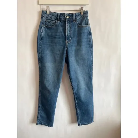 Abercrombie & Fitch High Rise Mom Jean Medium Wash Blue Size 26/2R - Picture 2 of 12